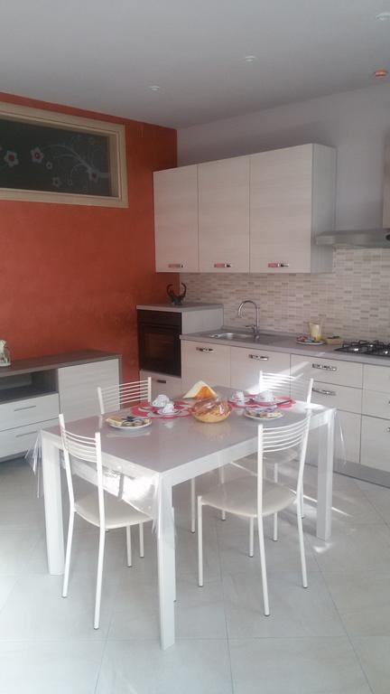 Appartement Il Giardino Della Contessa à Isernia Extérieur photo